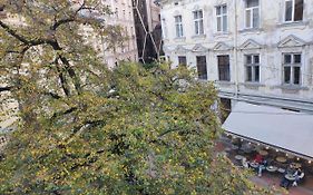 Rooms In The Center Of Lviv